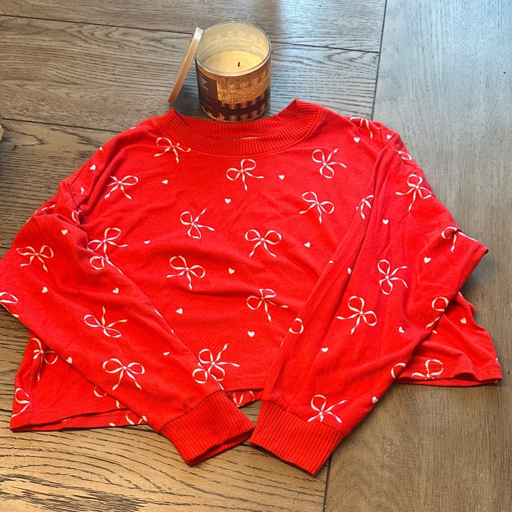 American Eagle AE Lounge Red Bow Ribbed Plush Pajama Top - Size Medium